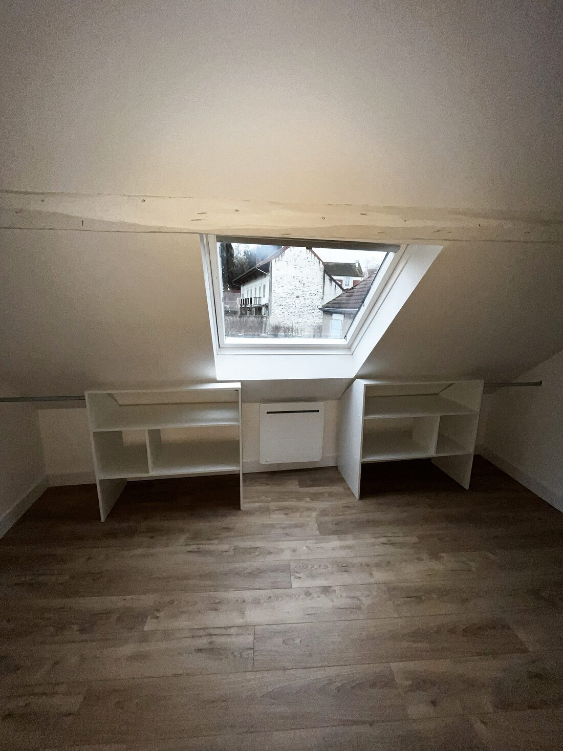 Rangements sur mesure sous le velux